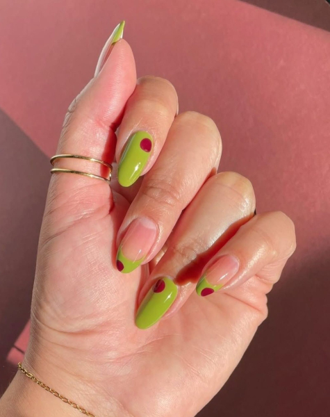 fall nail art trends 2026 martini nails